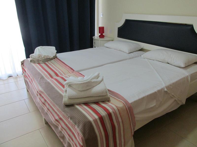 Royal Blue Hotel & Spa Geroskipou Eksteriør bilde